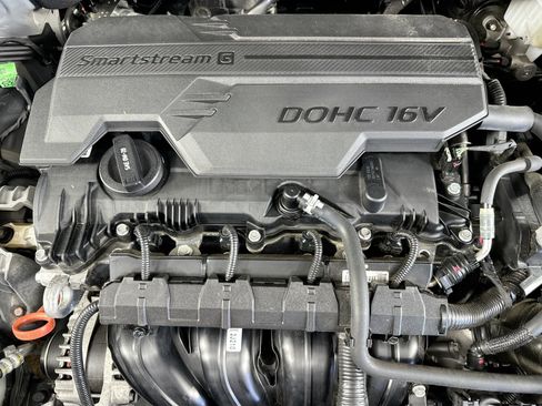 Used 2023 Hyundai Kona SEL AWD/4WD image 27