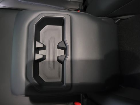 New 2025 Toyota Tundra Platinum image 40