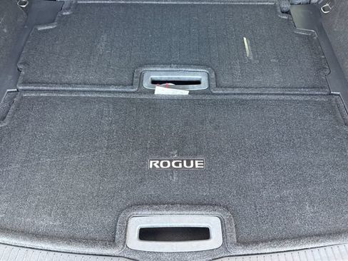 Used 2023 Nissan Rogue SL w/ SL Premium Package FWD image 10