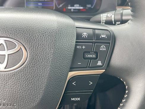 Certified 2026 Toyota Crown AWD/4WD image 8