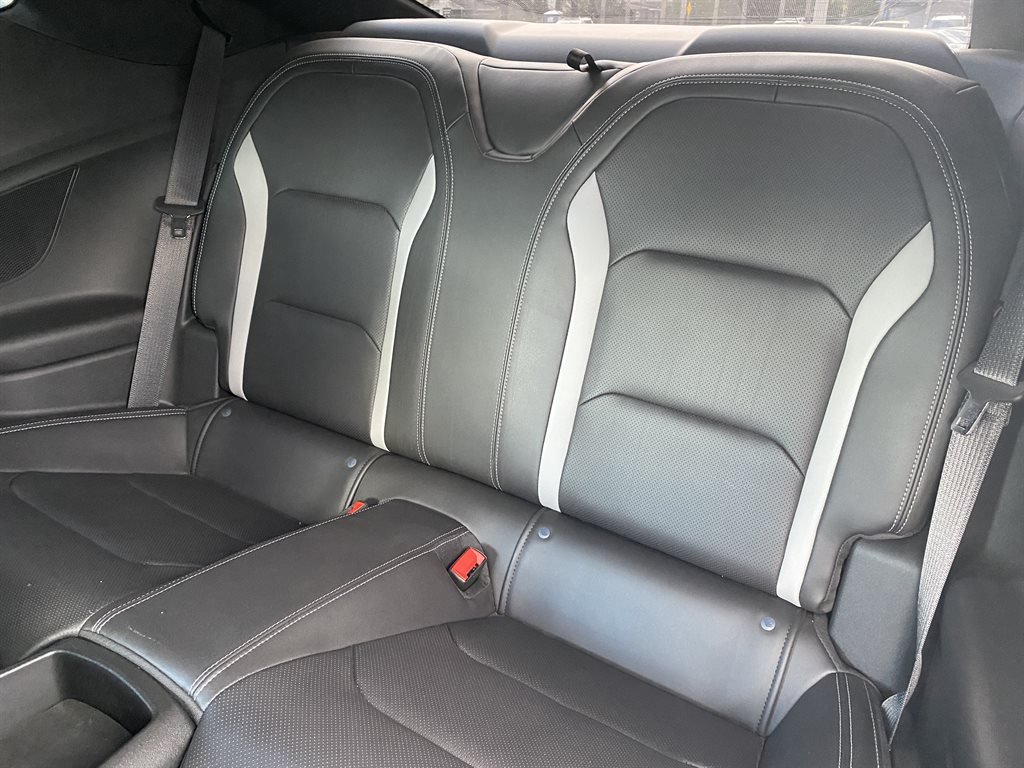 Used 2020 Chevrolet Camaro SS RWD image 27