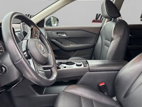 Used 2023 Nissan Rogue SV w/ SV Premium Package image 9