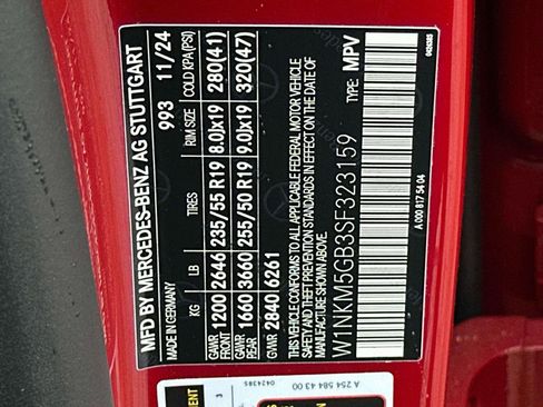 Used 2025 Mercedes-Benz GLC 350e 4MATIC image 16