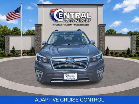 Used 2021 Subaru Forester Touring AWD/4WD image 2