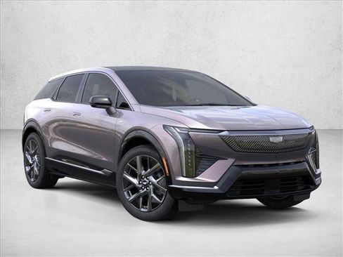New 2026 Cadillac Optiq Luxury 1 image 7