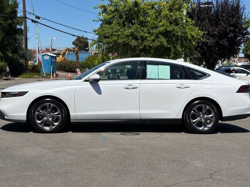 Certified 2024 Honda Accord EX image 7