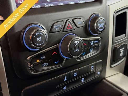 Used 2019 RAM 1500 Warlock AWD/4WD image 15
