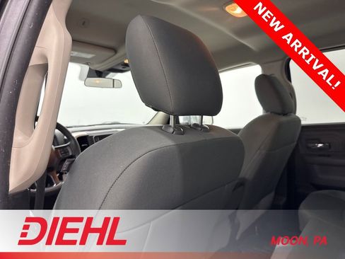 Used 2017 RAM 1500 Classic SLT image 14