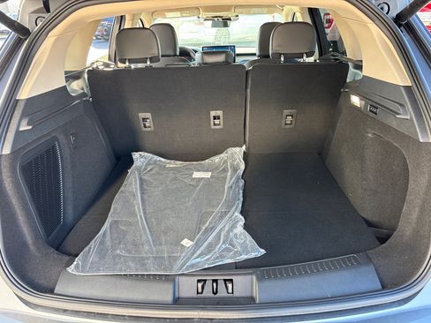 Certified 2023 Lincoln Corsair FWD w/ Equipment Group 101A image 9