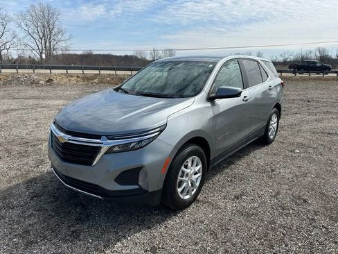Used 2024 Chevrolet Equinox LT AWD/4WD image 11