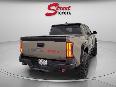 Certified 2025 Toyota Tacoma image 4