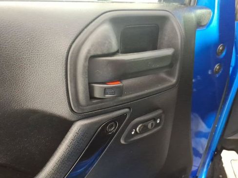Used 2014 Jeep Wrangler Sahara AWD/4WD image 14