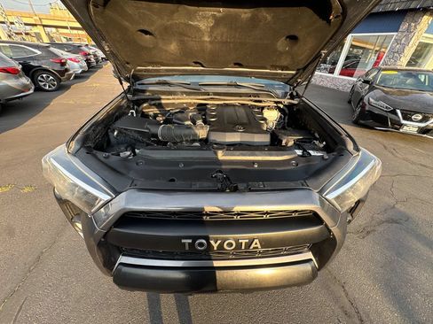 Used 2016 Toyota 4Runner SR5 Premium AWD/4WD image 22