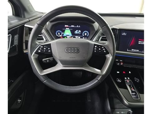 Used 2024 Audi Q4 e-tron Premium Plus w/ Premium Plus AWD/4WD image 5