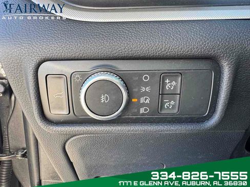 Used 2020 Ford Explorer XLT w/ Equipment Group 202A image 17