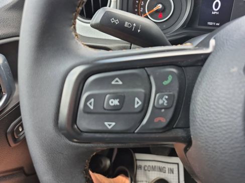 Used 2024 Jeep Wrangler Unlimited Sport AWD/4WD image 18
