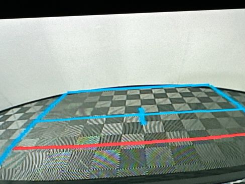 Used 2023 Toyota Corolla LE image 23