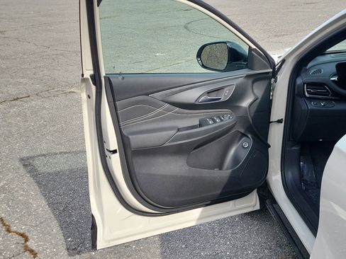 New 2026 Buick Envista Sport Touring w/ Studio Series image 17