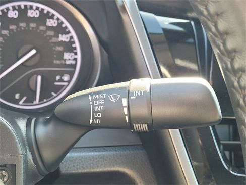 Used 2024 Toyota Camry SE image 16