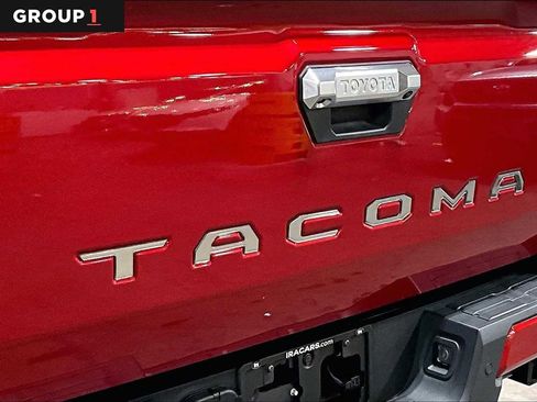 Certified 2025 Toyota Tacoma Limited AWD/4WD image 10