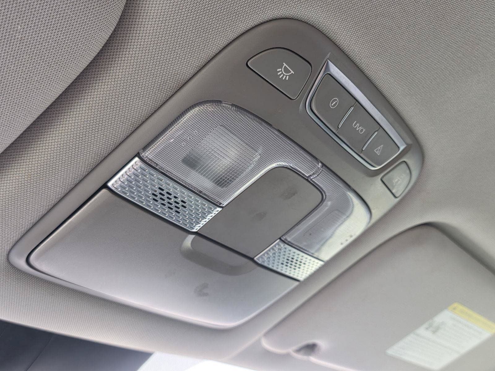 Used 2022 Kia Telluride LX FWD image 26