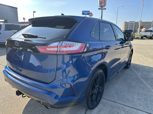 Used 2021 Ford Edge ST-Line w/ Class II Trailer Tow Package AWD/4WD image 3