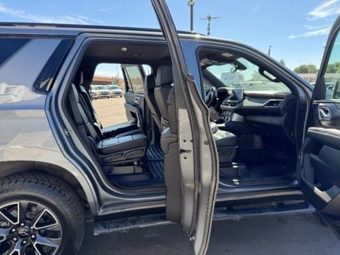 Used 2021 Chevrolet Tahoe Z71 w/ Z71 Off-Road Package image 10