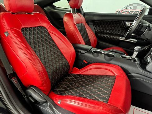 Used 2020 Ford Mustang GT Premium w/ GT Performance Package RWD image 30