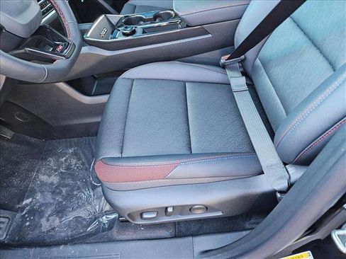 New 2026 Chevrolet Equinox RS image 4