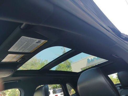 Used 2019 Lincoln MKC Reserve w/ MKC Climate Package AWD/4WD image 5