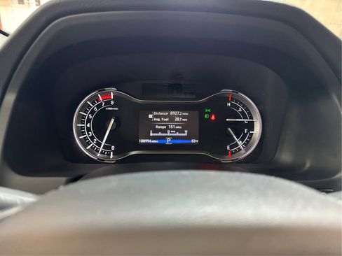 Used 2016 Honda Pilot Touring image 14