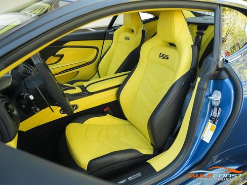Used 2023 Aston Martin DBS Coupe RWD image 23