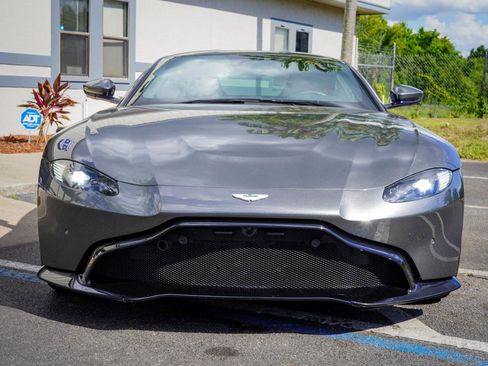 Used 2019 Aston Martin V8 Vantage Coupe RWD image 6