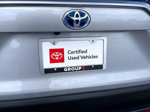 Certified 2023 Toyota RAV4 XLE w/ Convenience Package image 10