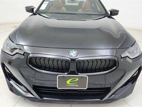 Used 2024 BMW M240i xDrive Coupe w/ Premium Package image 9