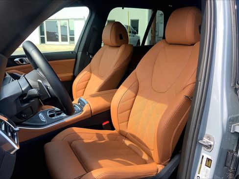 Certified 2026 BMW X5 xDrive40i image 7