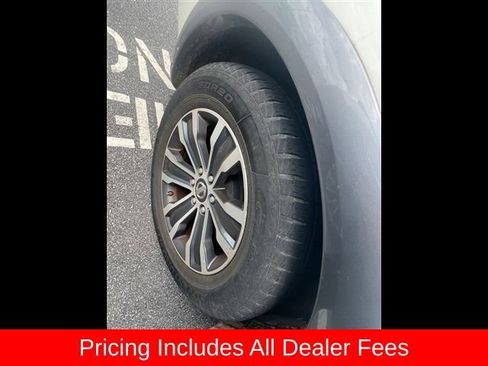 Used 2017 Nissan Armada SL w/ Technology Package RWD image 4