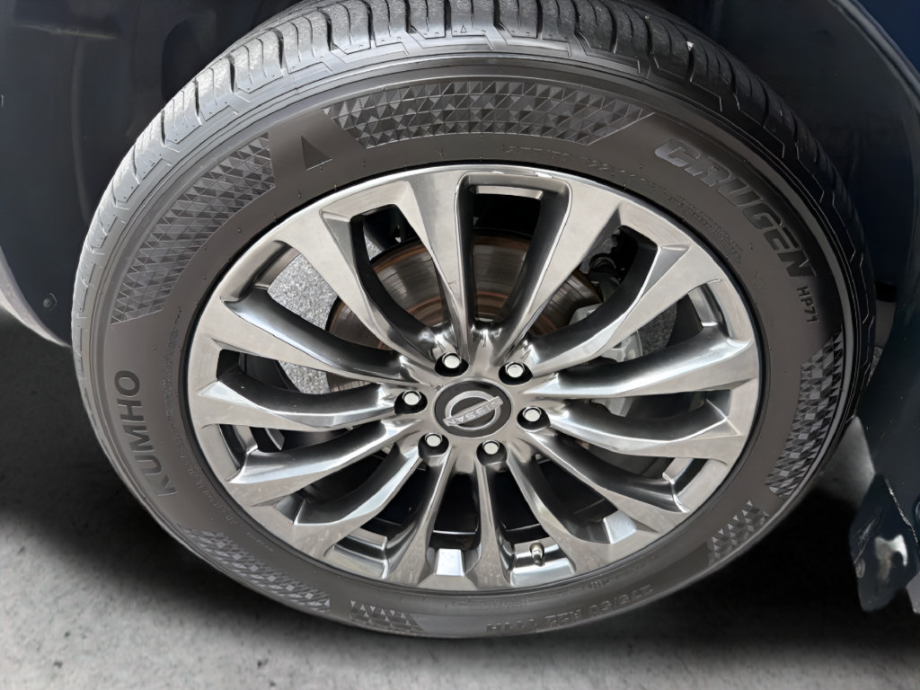 Used 2021 Nissan Armada Platinum RWD image 54