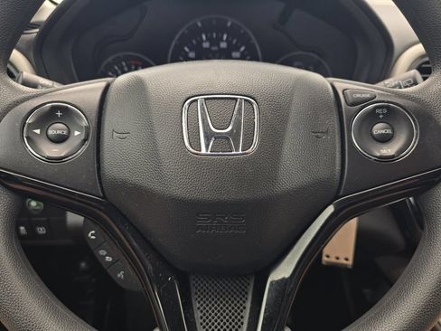 Used 2020 Honda HR-V LX image 25