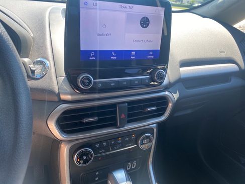 Used 2021 Ford EcoSport SE image 12