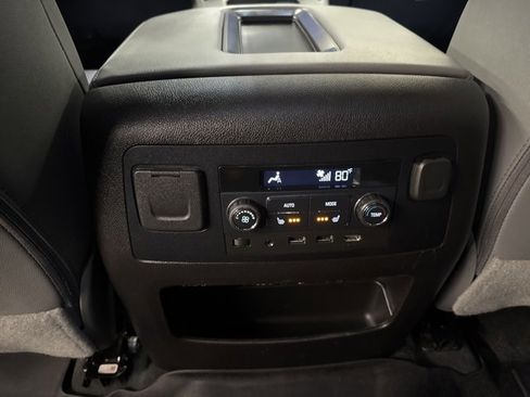 Used 2019 Chevrolet Suburban LT w/ LT Signature Package image 22