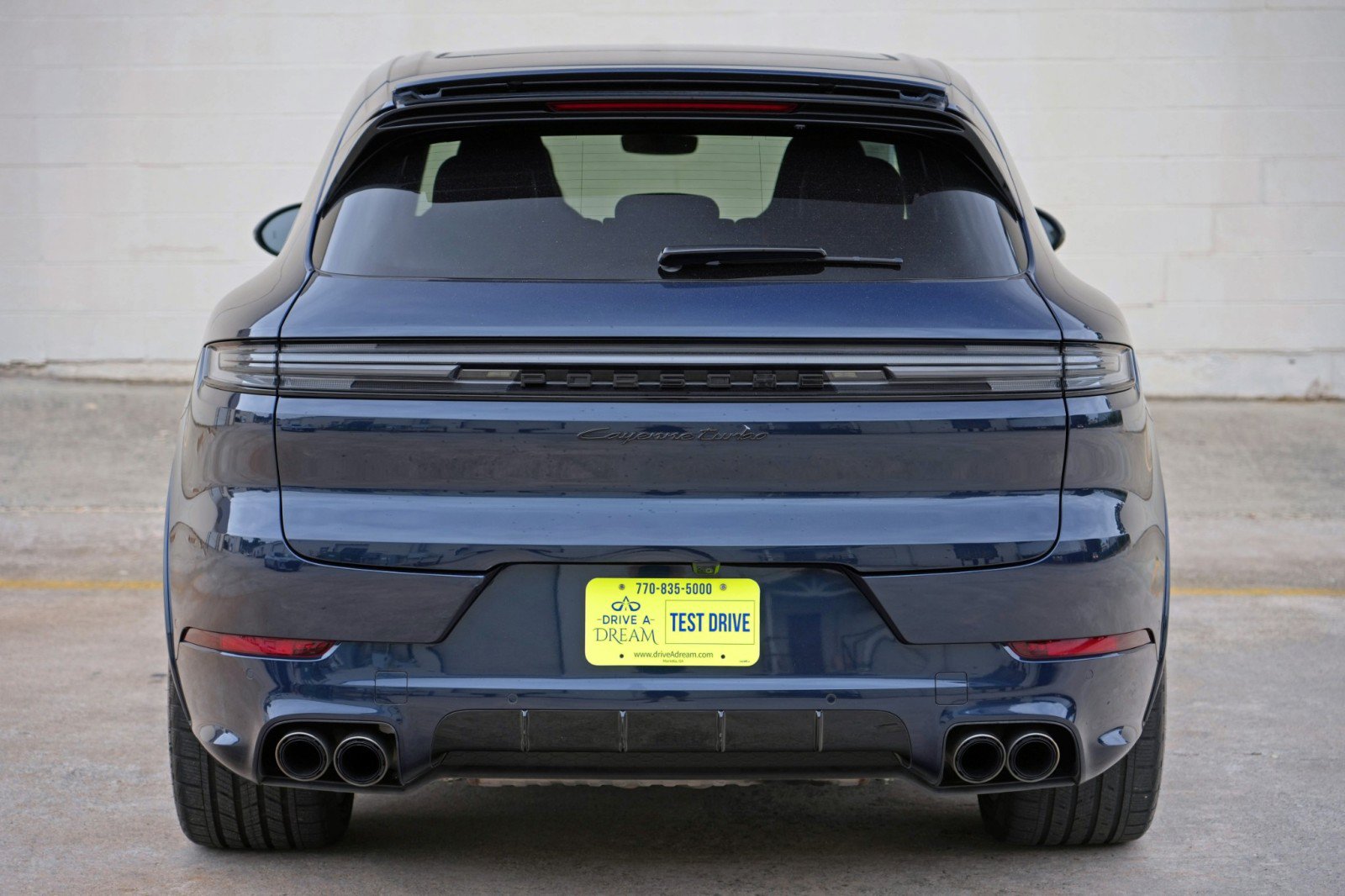 Used 2024 Porsche Cayenne Turbo AWD/4WD image 57