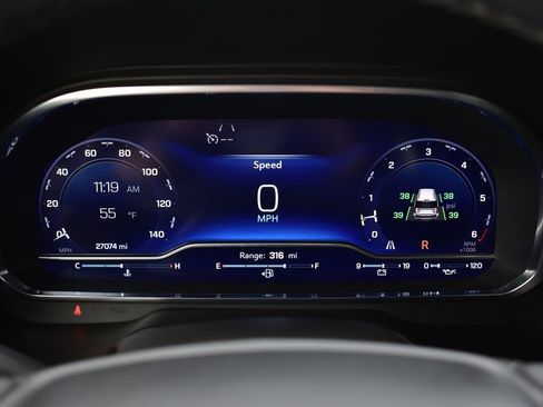 Used 2023 Chevrolet Suburban Premier image 50