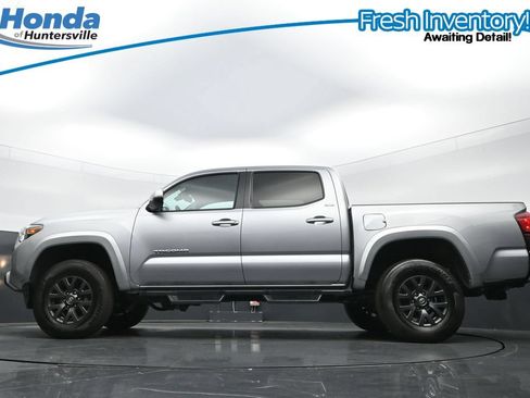 Used 2023 Toyota Tacoma SR5 w/ Technology Package AWD/4WD image 32