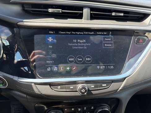 Used 2022 Buick Encore GX Select w/ Safety Package II AWD/4WD image 15