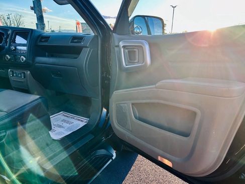 Used 2006 Honda Ridgeline RTL image 25