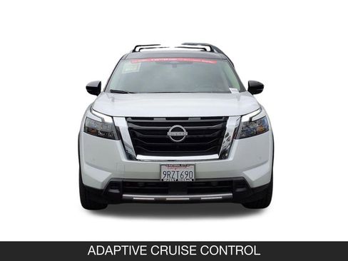 Used 2025 Nissan Pathfinder Platinum w/ Cargo Package FWD image 4