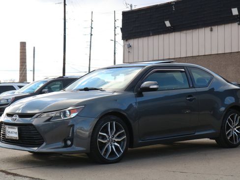 Used 2014 Scion tC image 14