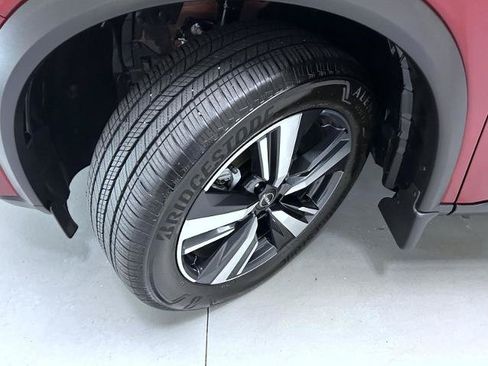 Certified 2023 Nissan Rogue Platinum FWD image 23