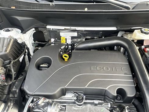 New 2026 Chevrolet Equinox LT w/ LPO, Floor Liner Package image 31